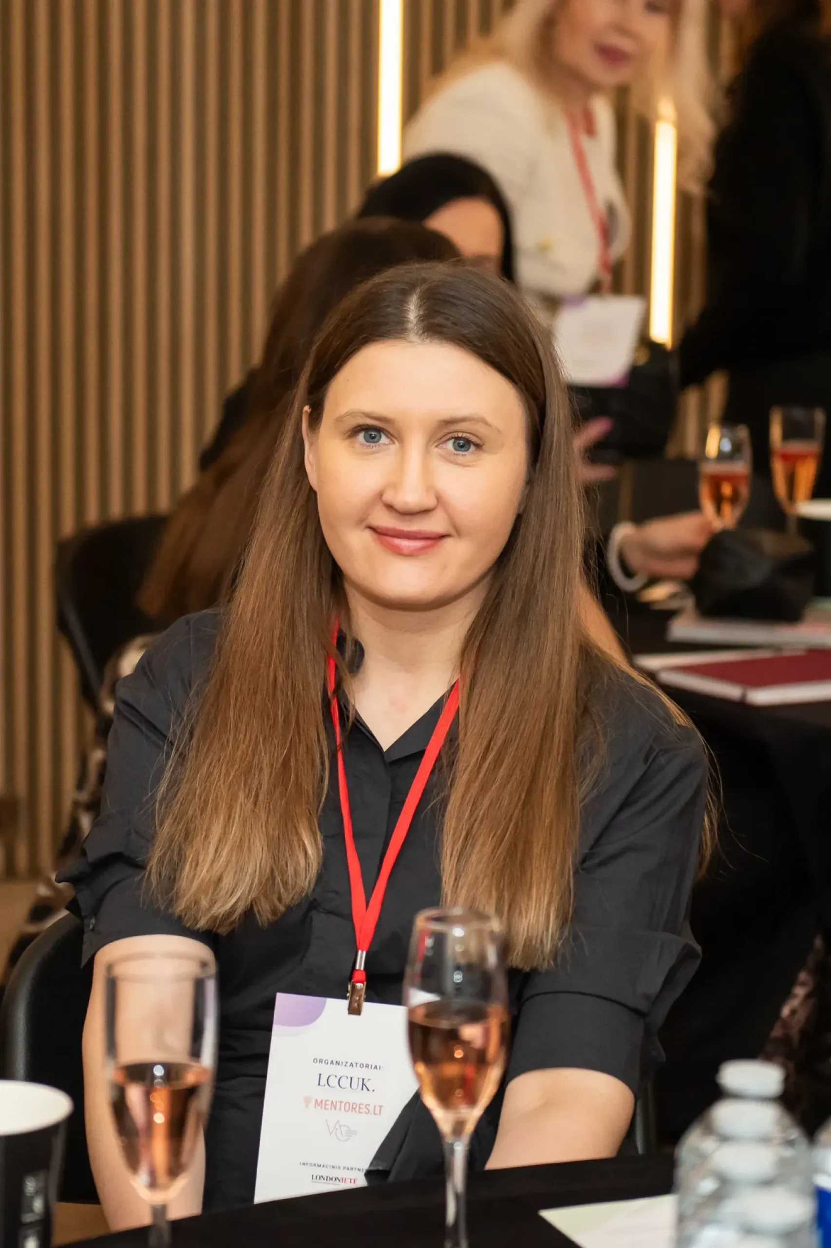 Frame 111481_7_11zon