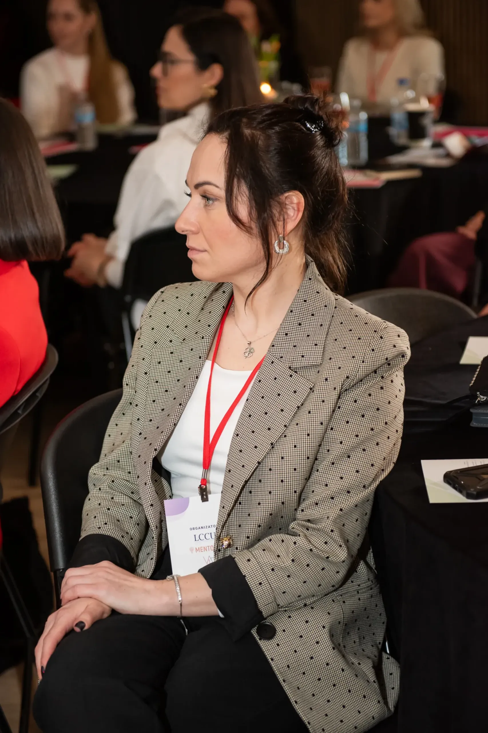 Frame 111495_1_11zon