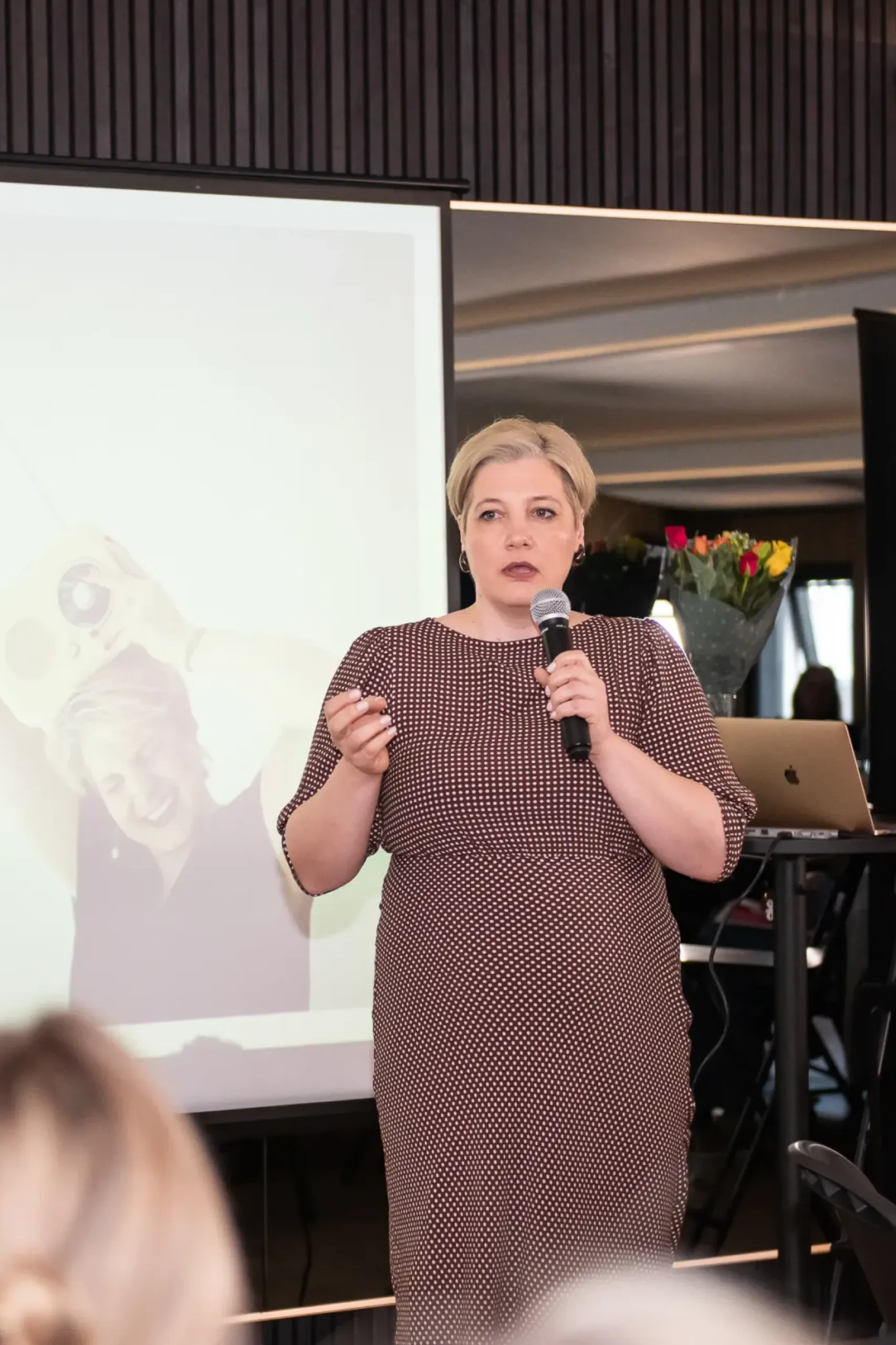 Frame 111502_8_11zon