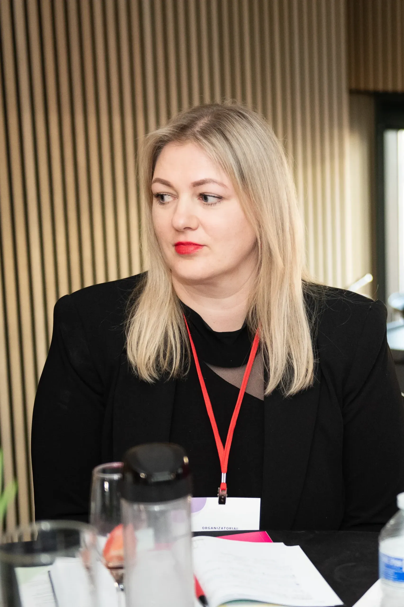 Frame 111517_5_11zon